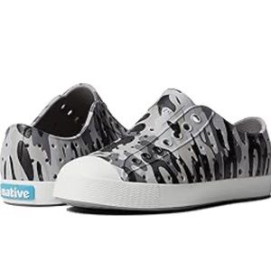 Native shoes- Jefferson print. Boys size 13. NWT